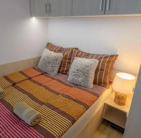 Lelle Marine Malna Apartman * Balatonlelle